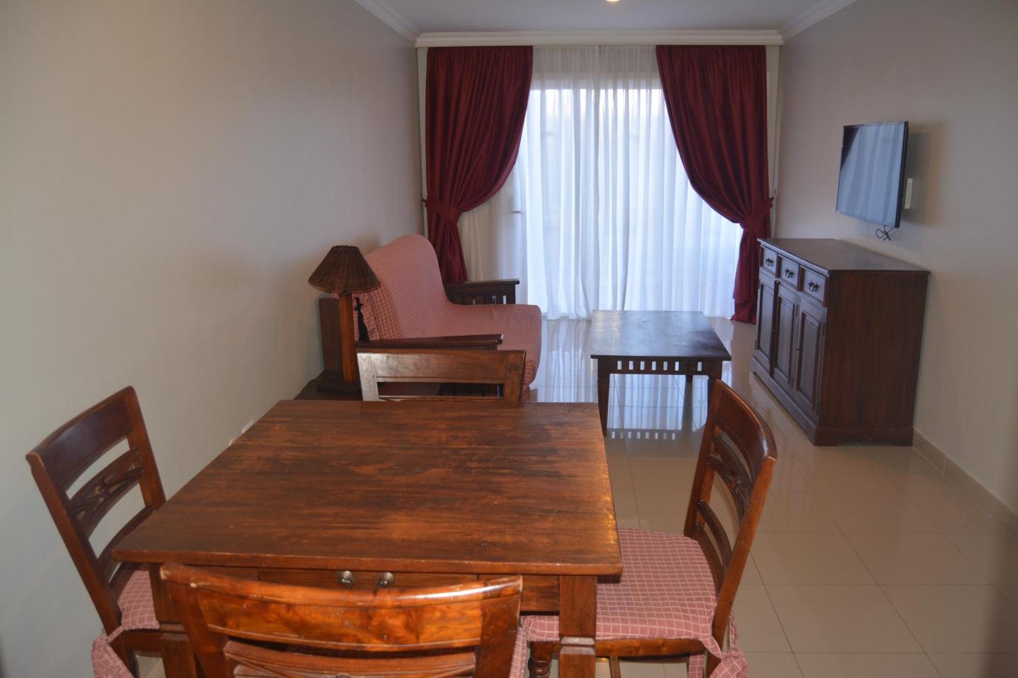 Rf La Quinta Park Suites Santa Úrsula 외부 사진